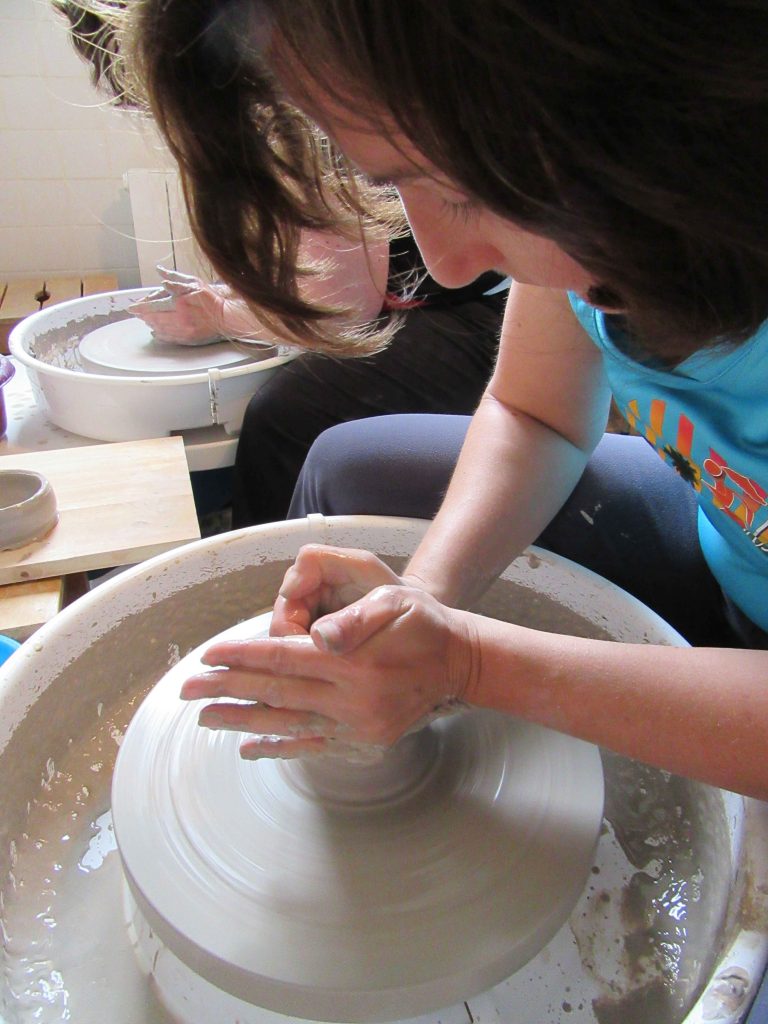 Stage-cours de poterie/modelage enfant pendant les vacances scolaires -  Picture of Atelier céramique, Montesquieu-Volvestre - Tripadvisor